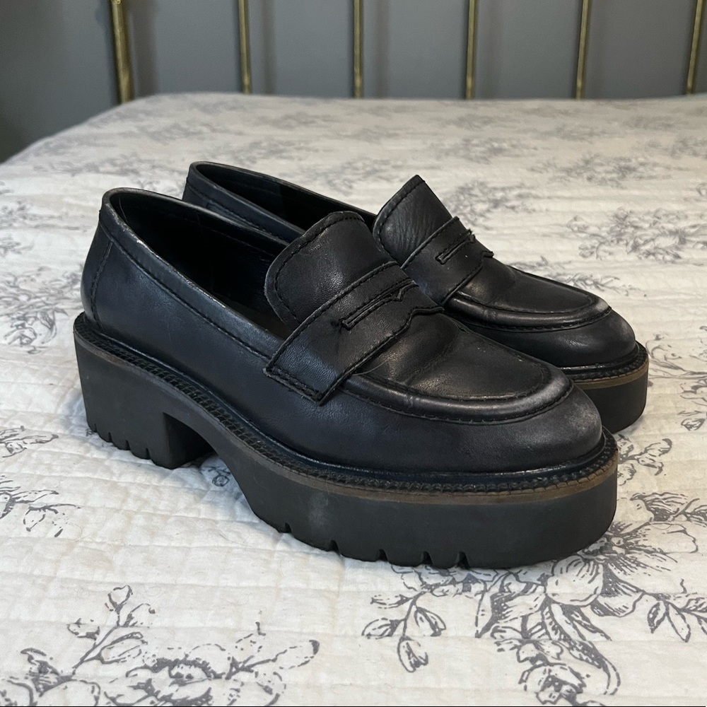 Free People Decker Penny Loafers Black Size 38/ 8